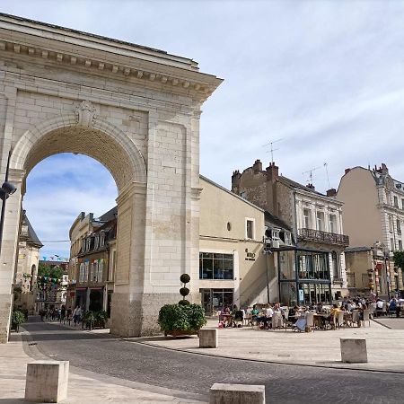 Nevers A La Porte De Paris Eksteriør bilde